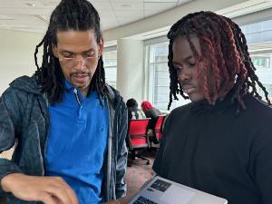 Jermaine DTS mentor assist student2 with CSS Flexbox layout